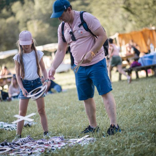 Visite famille Dordogne soirée Château jeux plein air Château de Commarque Nocturne 075 @ERphotos